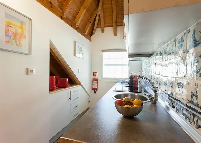 Agua-da-flor Appartement *